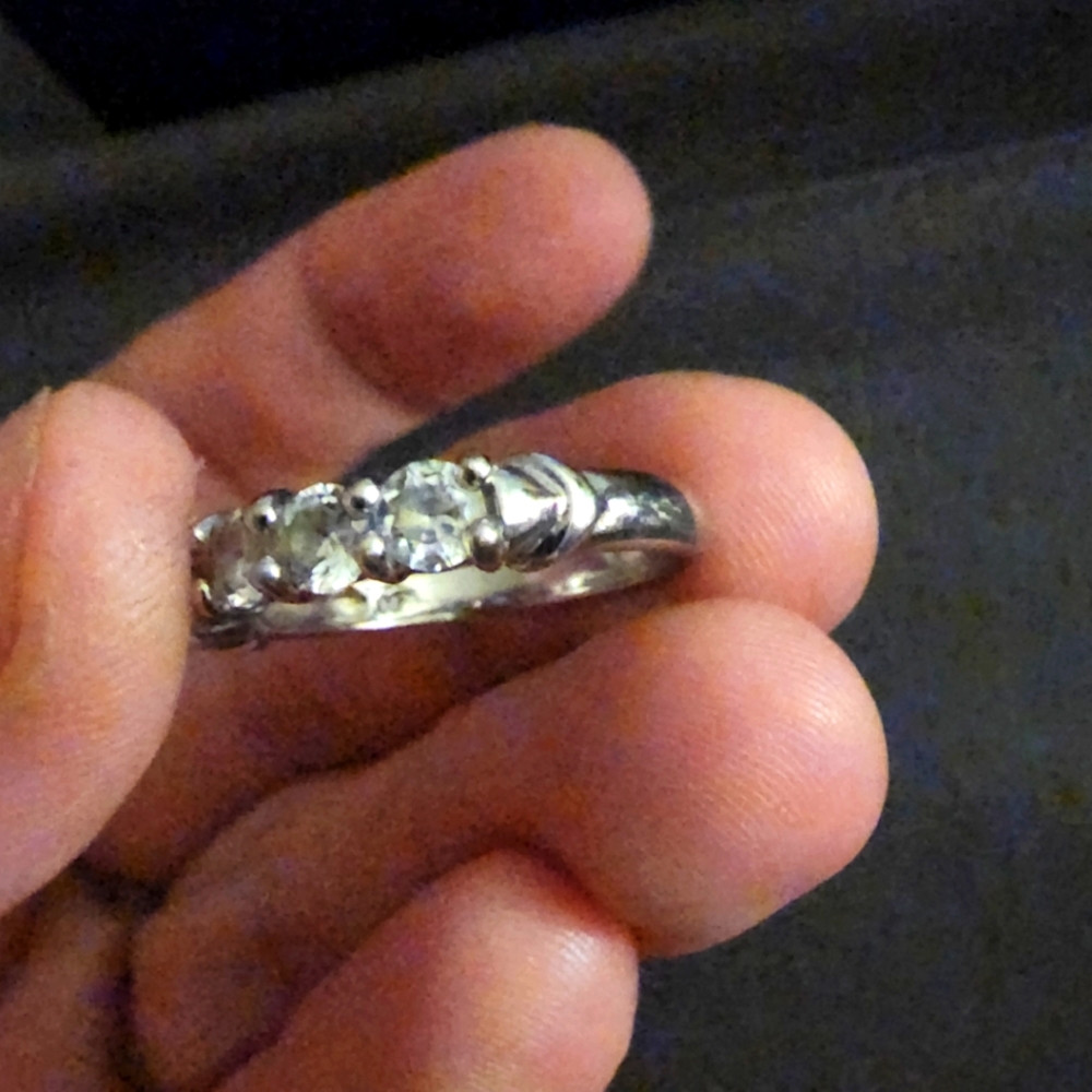 Ring - Picture 2 of 6